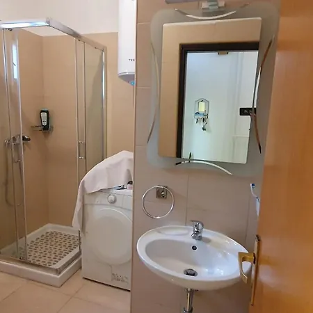 Roza With Private Bathroom Country Area 6 Km From The Maison d'hôtes